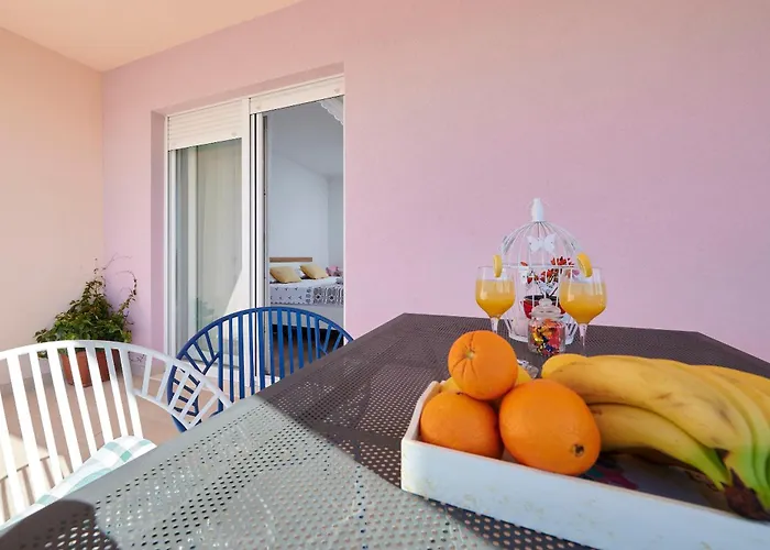 Tomi Apartment Trogir