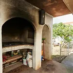Apartment Tomi